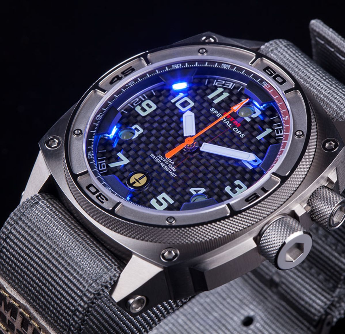 Watches eu. Наручные часы MTM Black-Falcon_1. Наручные часы MTM Black-Hawk_1. MTM Special ops модель Black. Швейцарские часы Falcon.